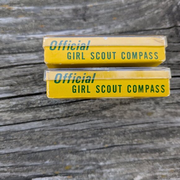 Official Girl Scout Compass Bundle of 2 Vintage - Picture 5 of 6